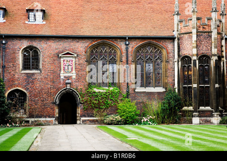 Wichtigsten Hof der Königin College der Universität Cambridge, Cambridge, England, UK Stockfoto