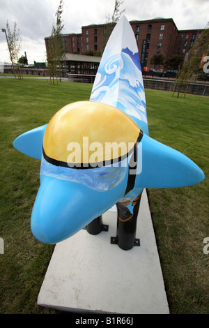 Einer der 120 Superlambanana Skulpturen in Liverpool, der Kulturhauptstadt Europas zu feiern Stockfoto