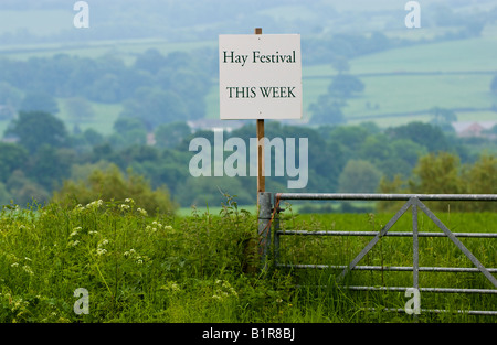 HAY FESTIVAL dieser Woche anmelden Landschaft bei The Guardian Hay Festival 2008 Hay on Wye Powys Wales UK EU Stockfoto