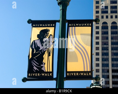 Milwaukee Wisconsin Riverwalk Zeichen Stockfoto