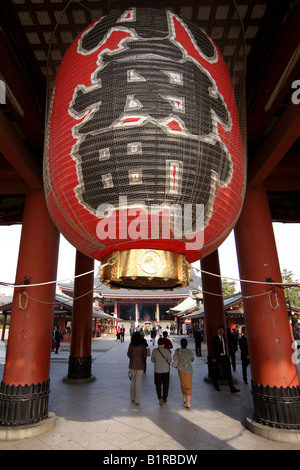 Donner Tor Kaminari-Mon Tor nach Senso-Ji Tempel Asakusa Tokio Japan Stockfoto