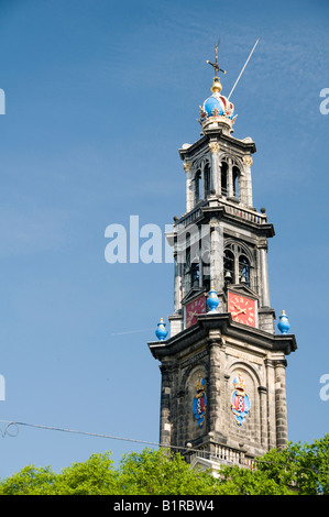 Westerkerk Kirche Amsterdam, Holland am Kanal Detail. Stockfoto