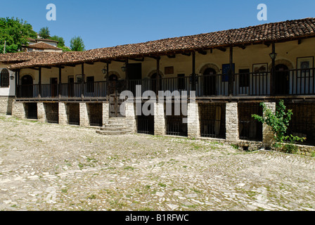 Osmanische Han neben der Könige-Moschee in Berat, UNESCO World Heritage Site, Albanien, Europa Stockfoto