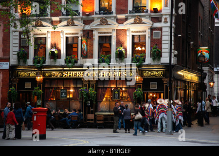 Die Sherlock Holmes Pub, Trafalgar Square, London, Großbritannien, Europa Stockfoto