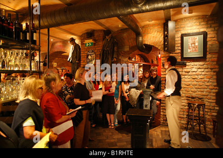 Dreigroschenoper, die Dreigroschenoper, in der Dreigroschenkeller Bar, Au-Haidhausen, München, Bayern, Deutschland, Europa Stockfoto