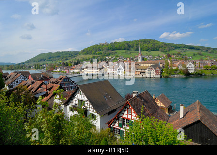 Historischen Teil der Stadt am Ufer des Rheins, Stein bin Rhein, Kanton Schaffhausen, Schweiz, Europa Stockfoto