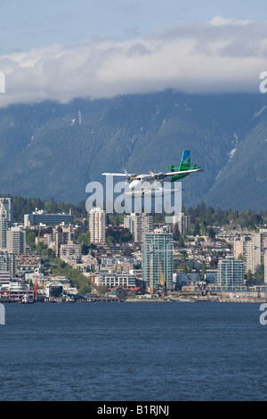 Ein Hafen Flugzeug Landung vor Coral Harbour, Vancouver, Britisch-Kolumbien, Kanada, Nordamerika Stockfoto