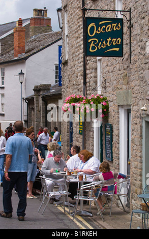 Außenseite des Oscars Bistro in Hay on Wye Powys Wales UK EU die Stadt ist berühmt für seine gebrauchten Buchhandlungen Stockfoto