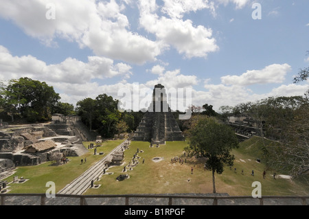 Tempel 1, Tempel des großen Jaguar, Nord-Akropolis, Plaza Mayor, Maya-Ruinen, Tikal in Guatemala, Mittelamerika Stockfoto