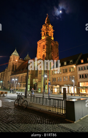 Glockenturm der Kilianskirche Kirche bei Nacht, historische Zentrum von Heilbronn, Baden-Württemberg, Deutschland, Europa Stockfoto