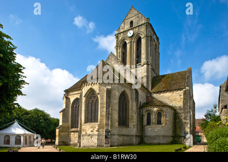 Die Dorfkirche in Auvers-Sur-Oise, Frankreich, Gemälde von Van Gogh Stockfoto