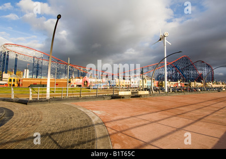 Der Big Dipper und Pleasure Beach Blackpool South Pier, Lancashire, UK Stockfoto