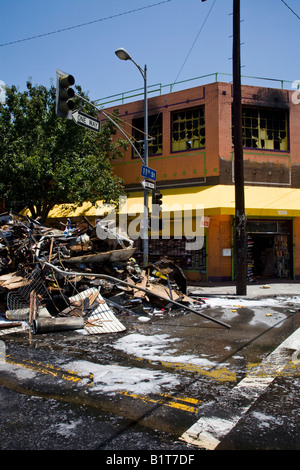 Ausgebrannte Gebäude am 11th Ave und Los Angeles Street Los Angeles Kalifornien USA Stockfoto