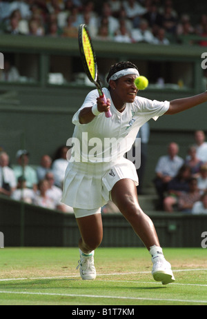 Zina Garrison Jackson auf dem Centre Court in Wimbledon 1993 Stockfoto