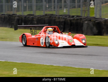 Ein V de V UK Ligier JS49 Rennen Sportwagen in The Avenue am Oulton Park Motor Racing Circuit Cheshire England Vereinigtes Königreich UK Stockfoto