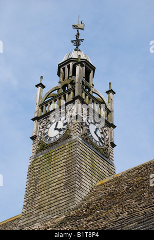 Uhrturm am Redesdale Markthalle, High Street, Moreton-in-Marsh, Gloucestershire, England, Vereinigtes Königreich Stockfoto