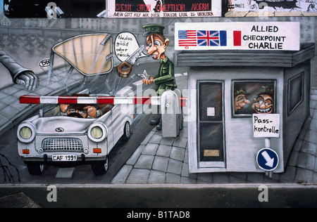 28. Juni 2008 - Eastside Gallery auf den Rest der Berliner Mauer an der Mühlenstraße in der deutschen Hauptstadt Berlin. Stockfoto