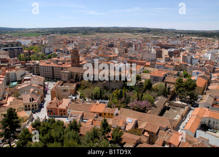 Blick vom Schloss über die Stadt von Almansa, Provinz Albacete, Kastilien-La Mancha, Spanien Stockfoto