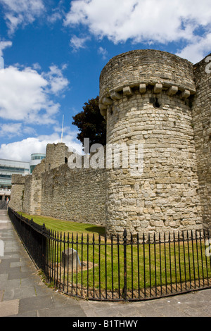 Catchcold Turm in Southamptons mittelalterlichen Mauern Hampshire Stockfoto