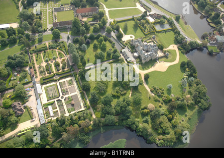 Luftaufnahme des Palace House, Beaulieu im New Forest, Hampshire. Stockfoto