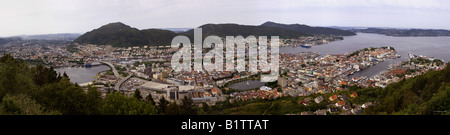 Panorama von Bergen Stadt von Berg Fløien gesehen Stockfoto