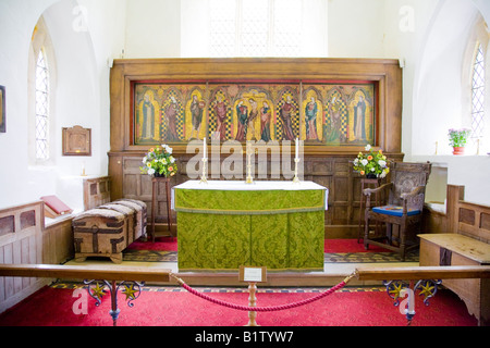 Historisch bedeutsame Altarbild und Altar in St. Marys Kirche Dornweiler Pava Suffolk Stockfoto