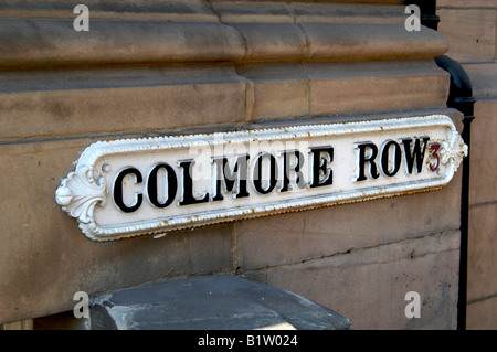 Colmore Reihe, Street melden Sie Möbel, Stadtzentrum, Birmingham, England, UK Stockfoto