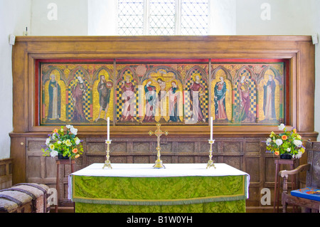 Historisch bedeutsame mittelalterliche Altarbild und Altar in St. Marys Kirche Dornweiler Pava Suffolk Stockfoto