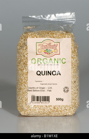 Paket von Bio-Quinoa-Samen mit dem Boden Vereins Logo wie in Reformhäusern verkauft Stockfoto