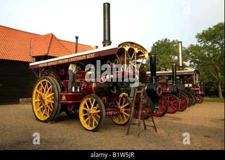 RW der Lokomobile wird gereinigt und vorbereitet für die Rallye in Preston Kent UK Stockfoto