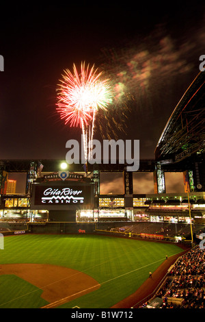 Feuerwerk nach einem Spiel im Chase Field nach Hause von der Arizona-Diamantmarkierungen professionellen Baseball team Phoenix Arizona Stockfoto