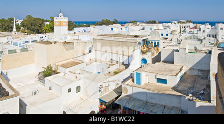 2 Bild Stich Panorama entnommen aus den Mauern der Festung mit Blick auf die Medina in Hammamet. Beachten Sie die Moschee Minarett Top le Stockfoto