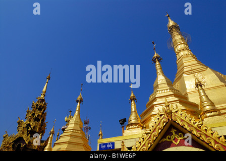 SULE-PAGODE, YANGON, MYANMAR BURMA BIRMA IN YANGON, ASIEN Stockfoto