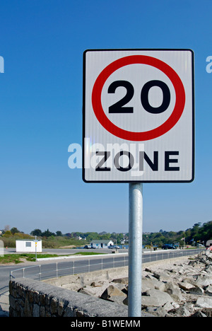 20 Meilen pro Stunde-Zone am Swanpool in der Nähe von Falmouth, Cornwall, england Stockfoto