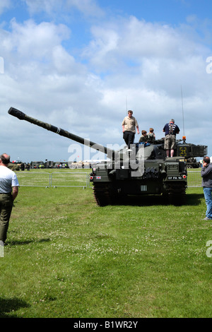 Britische Chieftain MBT, 1973 (MK1), 54,13 Tonnen, Main Battle Tank gezogen 120 mm L11A7 Pistole Stockfoto