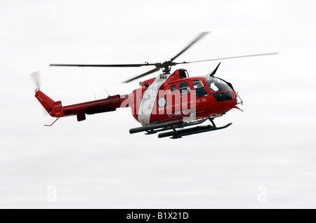 Kanadische Küstenwache Hubschrauber C-GCFU abheben.  Das Forschungsschiff von CGSS Amundsen Eisbrecher Arctic derzeit zugewiesen. Stockfoto