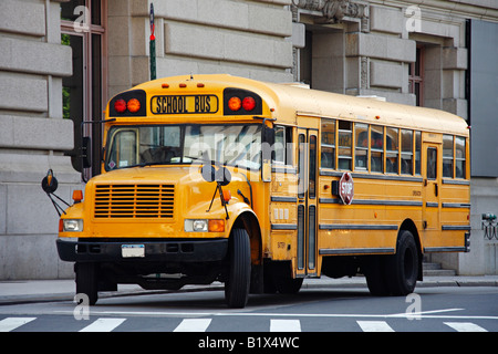 Gelber Schulbus - Manhattan, New York City, USA Stockfoto