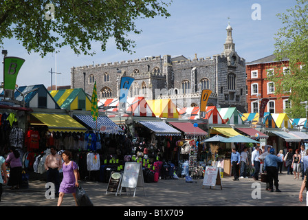 Norwich-Markt und Guildhall, Norfolk Stockfoto