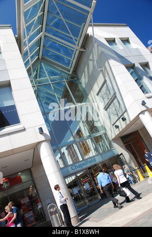 Eingang zum Chapelfield-Einkaufszentrum, Norwich Stockfoto