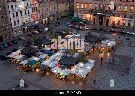 Plac Solny, Salzmarkt in der Nacht. Wroclaw. Polen. Stockfoto