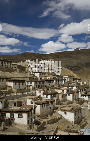 Blick auf das Dorf Kibber / Khyipur (4205m) im Distrikt Lahaul und Spiti in Himachal Preadesh. Indien. Asien. Stockfoto