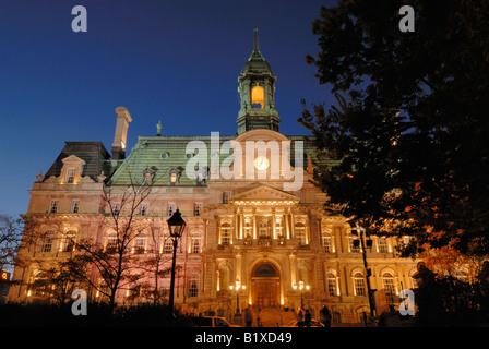 Kanada, Montreal, Hotel de Ville, Rathaus, in der Nacht Stockfoto