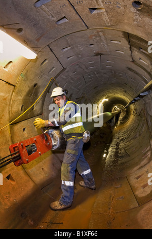 Gas-Pipeline-Installation durch einen Tunnel unter dem Fluss Exe Devon Stockfoto