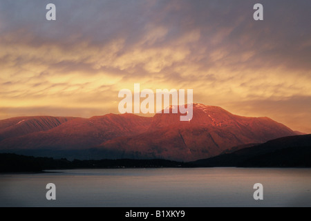 Blick auf Ben Nevis und Loch Linnhe Stockfoto