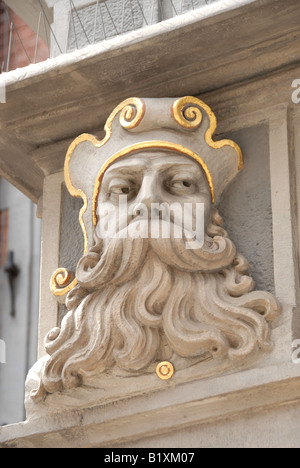 Detail-Statue der Fassade des Hauses in der Altstadt Danzig Polen Stockfoto