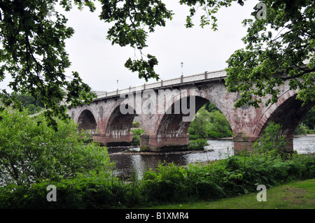 John Smeaton s Brücke kreuzt den Fluss Tay in Perth Schottland erbaut 1771 Stockfoto