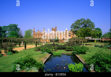 Knebworth House Hertfordshire englischen Herrenhaus Garten England UK Reise Tourismus Stockfoto