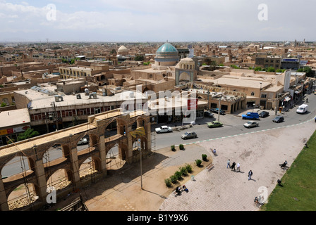 Blick auf eine der ältesten CitiesYazd des Irans, das ist die beste und größte bewohnte Altstadt zusammengefaßt Iran Stockfoto