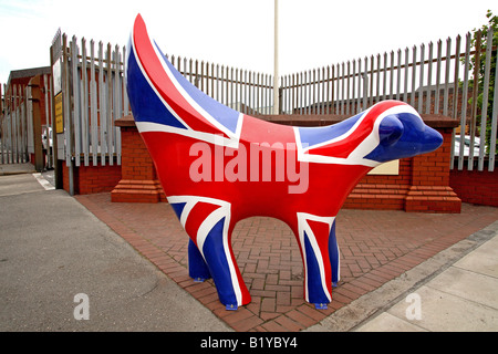 Einer der 120 Superlambanana Skulpturen in Liverpool, der Kulturhauptstadt Europas zu feiern Stockfoto