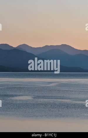 Blick über ein loch Stockfoto